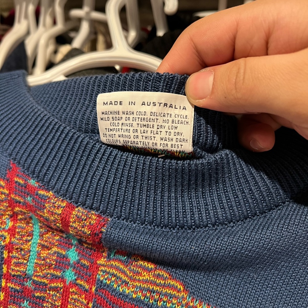 Australian Knit Sz Large - Picture 3 of 3